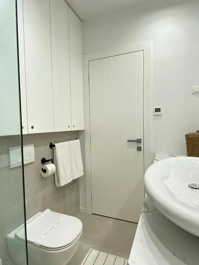 1/2 An Island Apartment Zadar Croatia