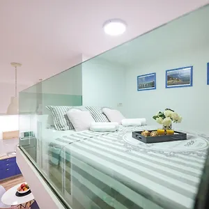 Apartment 2r