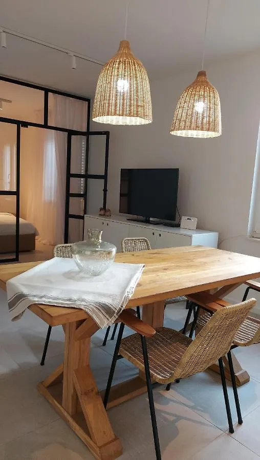 Apartment Ferienwohnung 1/2 An Island Zadar